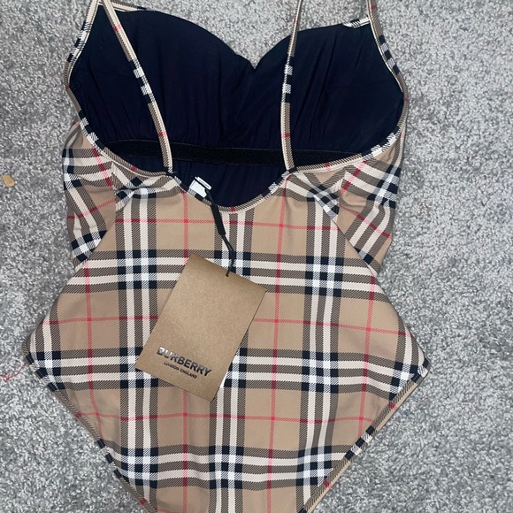 Burberry authentic One piece swimsuit - Picture 8 of 9